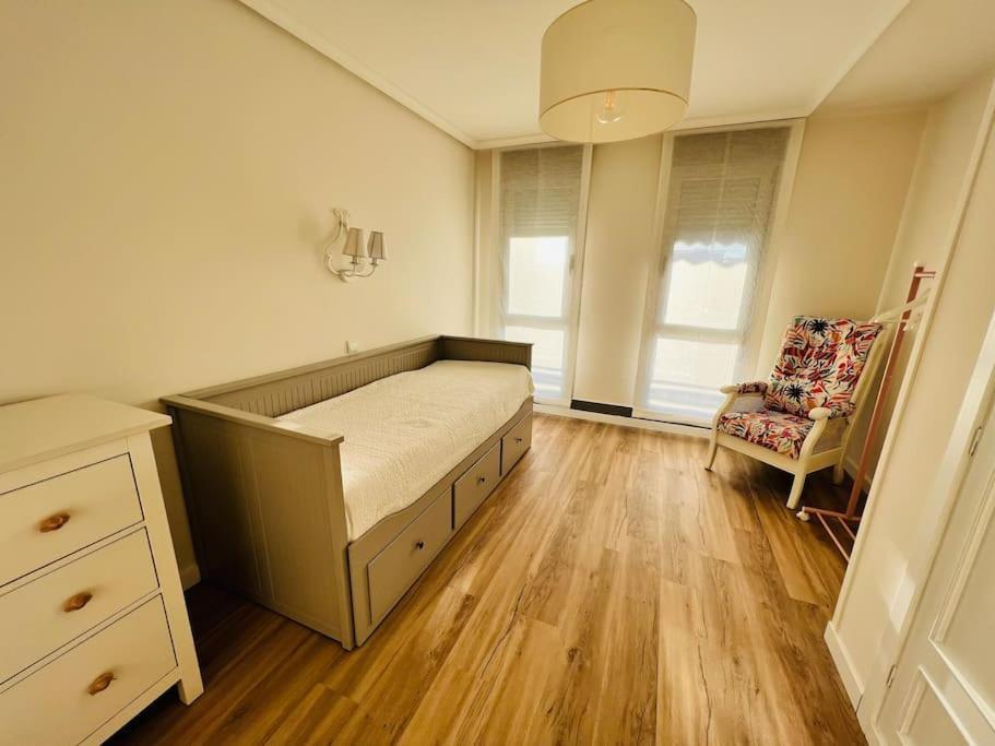 Ferienwohnung Luminoso Atico Con Terraza Santander Exterior foto